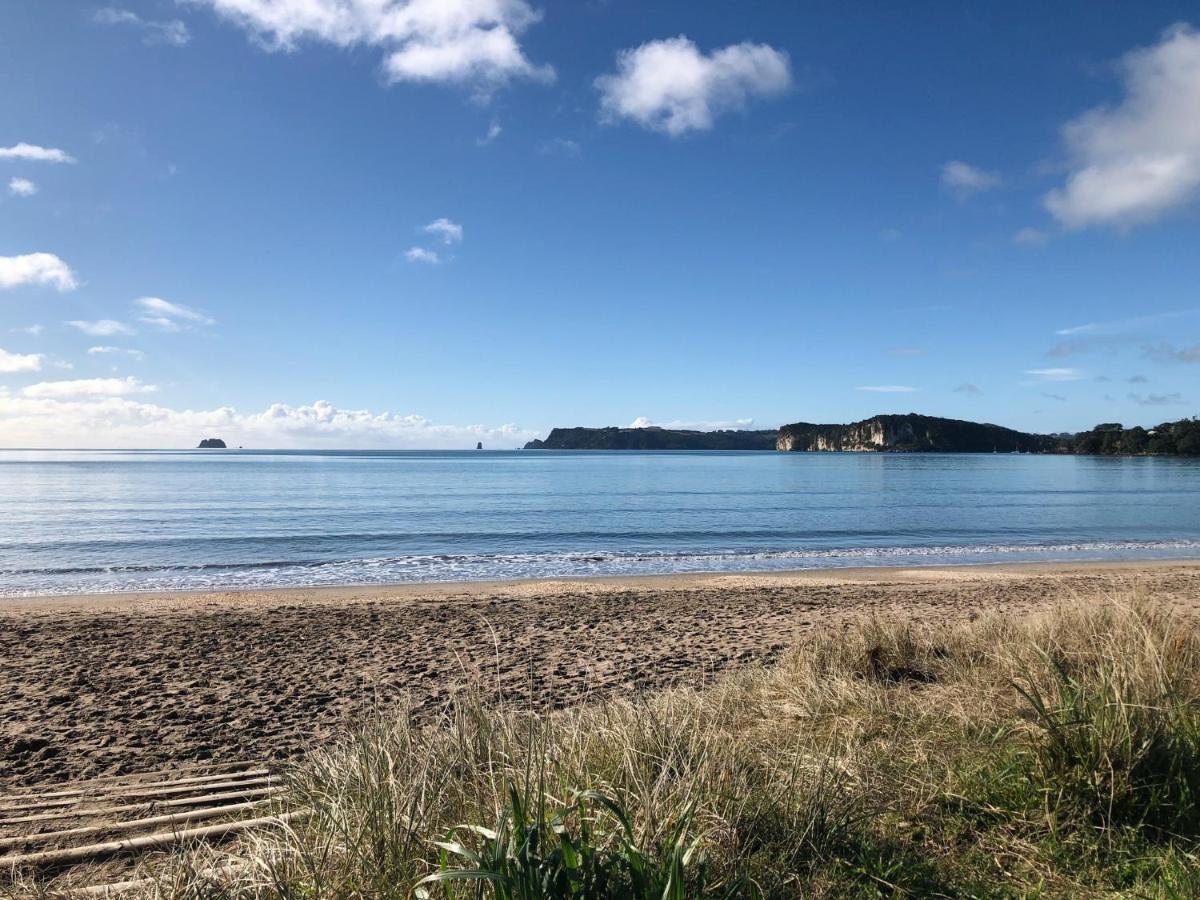 The Publican'S Palace Whitianga Exterior photo